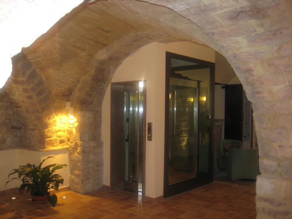 La Rocca Hotel 2*